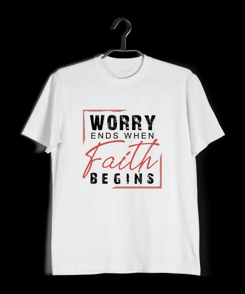Worry ends when faith begins 2cor 5:7 Christianity Mens TShirts